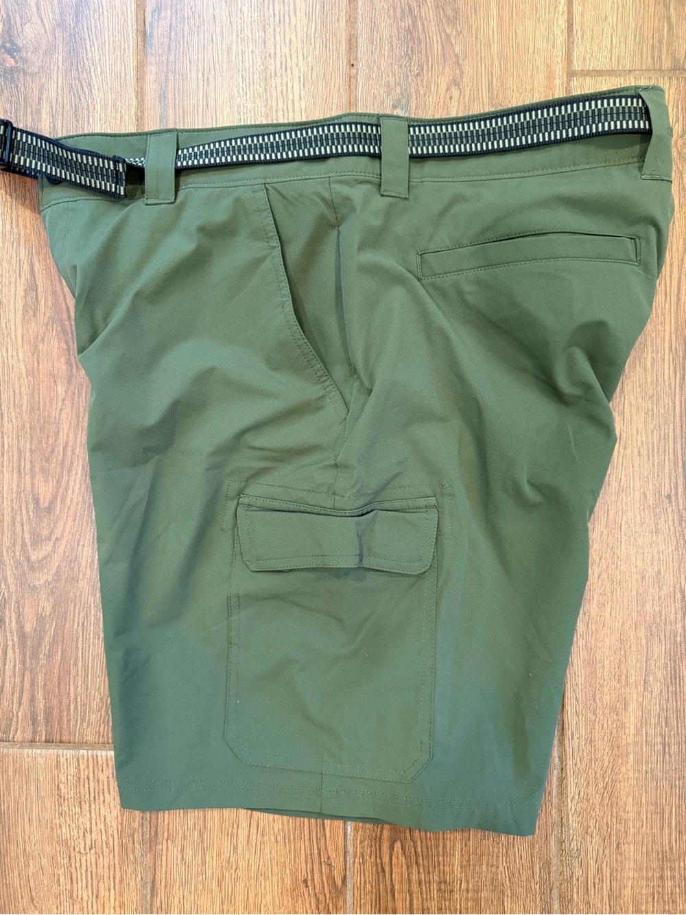 Orvis Olive Green Men's Cargo Shorts 9” / men’s 34